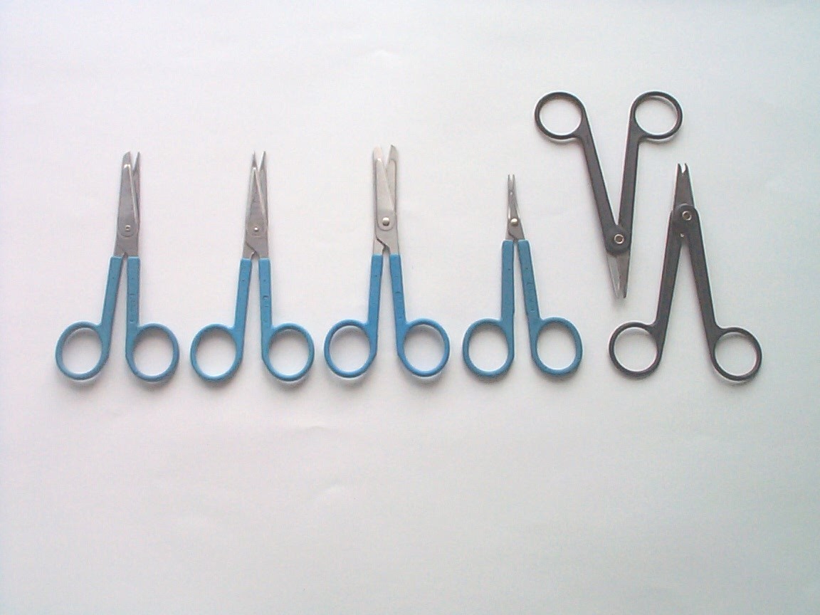 RESPOSABLE INSTRUMENTS - SCISSORS ( FOR TRAY & KIT )